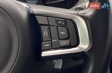 Внедорожник / Кроссовер Jaguar F-Pace 2018 в 