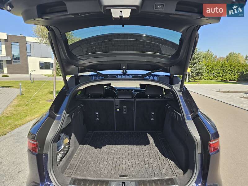 Позашляховик / Кросовер Jaguar F-Pace 2021 в Києві