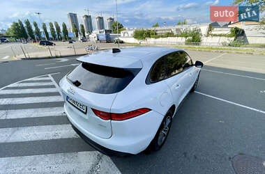 Позашляховик / Кросовер Jaguar F-Pace 2020 в 