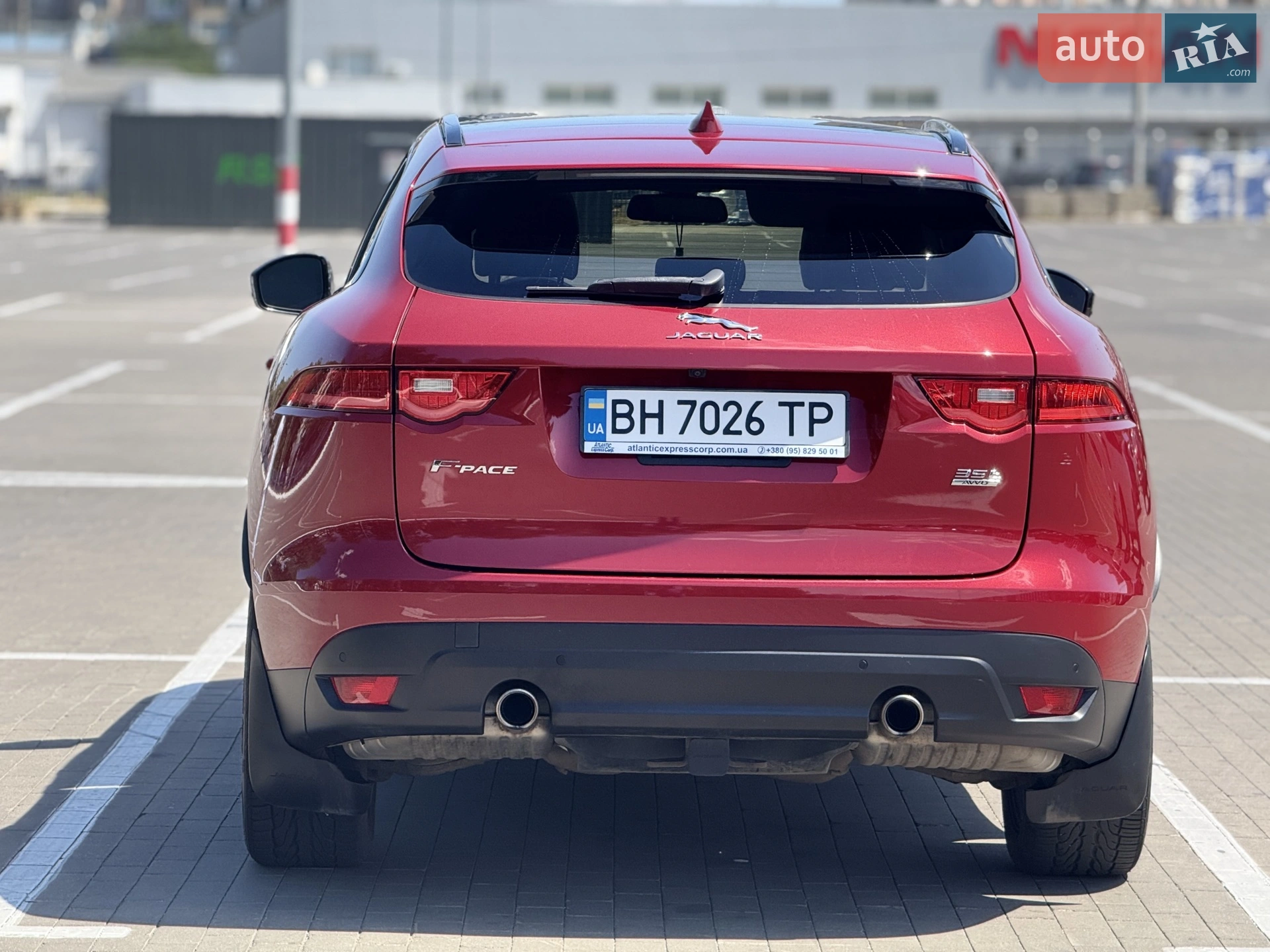 2016 Jaguar F-Pace - мініатюра 12