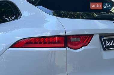 Внедорожник / Кроссовер Jaguar F-Pace 2018 в 