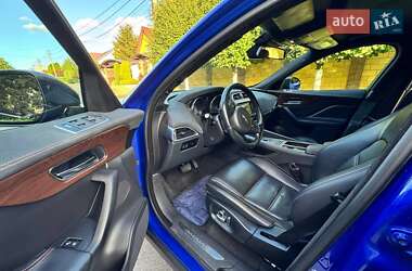 Внедорожник / Кроссовер Jaguar F-Pace 2018 в 