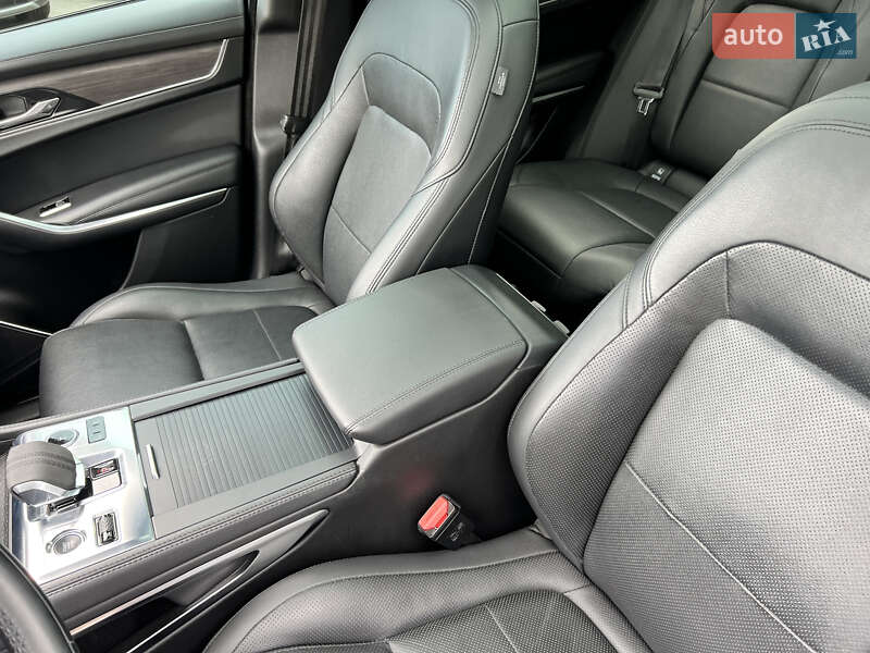 Позашляховик / Кросовер Jaguar F-Pace 2021 в Нововолинську