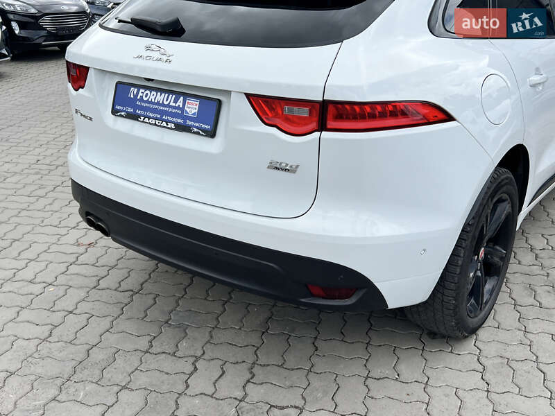 Внедорожник / Кроссовер Jaguar F-Pace 2017 в Нововолынске