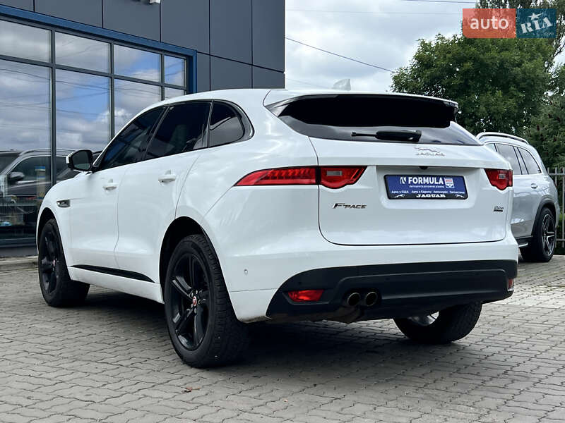 Внедорожник / Кроссовер Jaguar F-Pace 2017 в Нововолынске