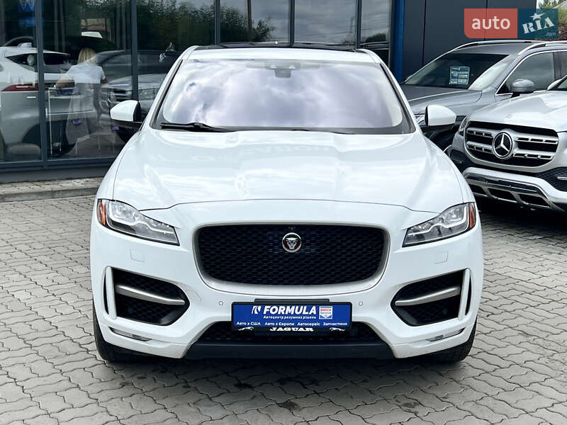 Внедорожник / Кроссовер Jaguar F-Pace 2017 в Нововолынске