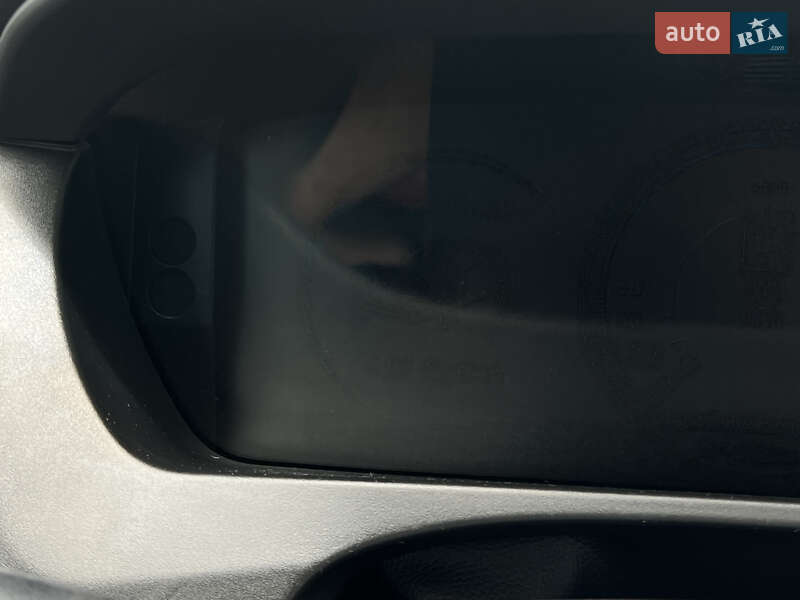 Внедорожник / Кроссовер Jaguar F-Pace 2017 в Нововолынске