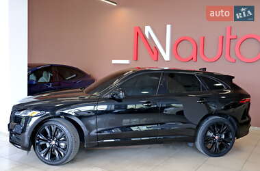 Внедорожник / Кроссовер Jaguar F-Pace 2021 в 