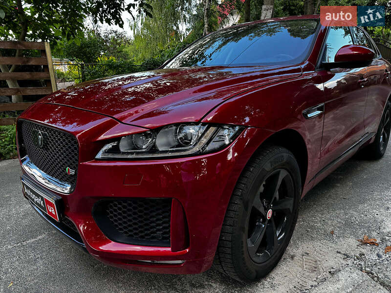 Внедорожник / Кроссовер Jaguar F-Pace 2016 в Киеве