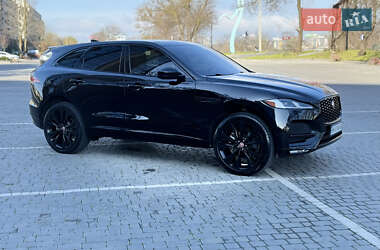 Внедорожник / Кроссовер Jaguar F-Pace 2021 в 