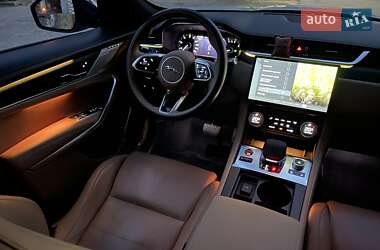 Внедорожник / Кроссовер Jaguar F-Pace 2022 в 