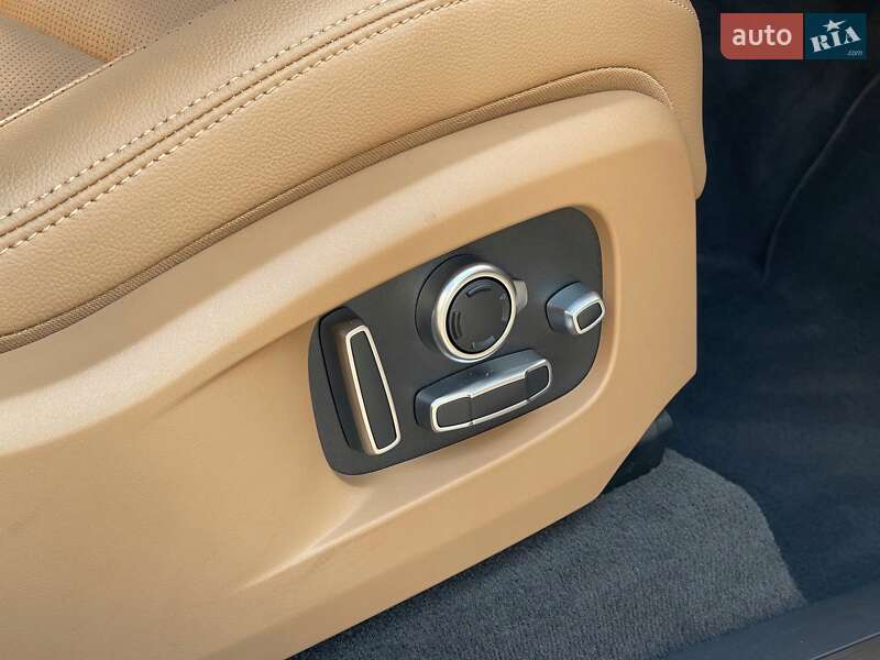 Позашляховик / Кросовер Jaguar F-Pace 2022 в Дніпрі