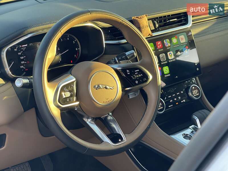 Позашляховик / Кросовер Jaguar F-Pace 2022 в Дніпрі
