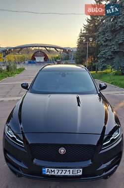 Внедорожник / Кроссовер Jaguar F-Pace 2017 в 