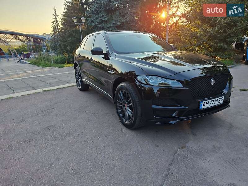 Внедорожник / Кроссовер Jaguar F-Pace 2017 в Житомире
