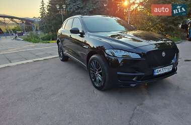 Внедорожник / Кроссовер Jaguar F-Pace 2017 в 