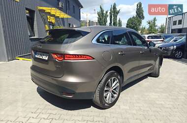 Внедорожник / Кроссовер Jaguar F-Pace 2016 в 