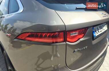 Внедорожник / Кроссовер Jaguar F-Pace 2016 в 