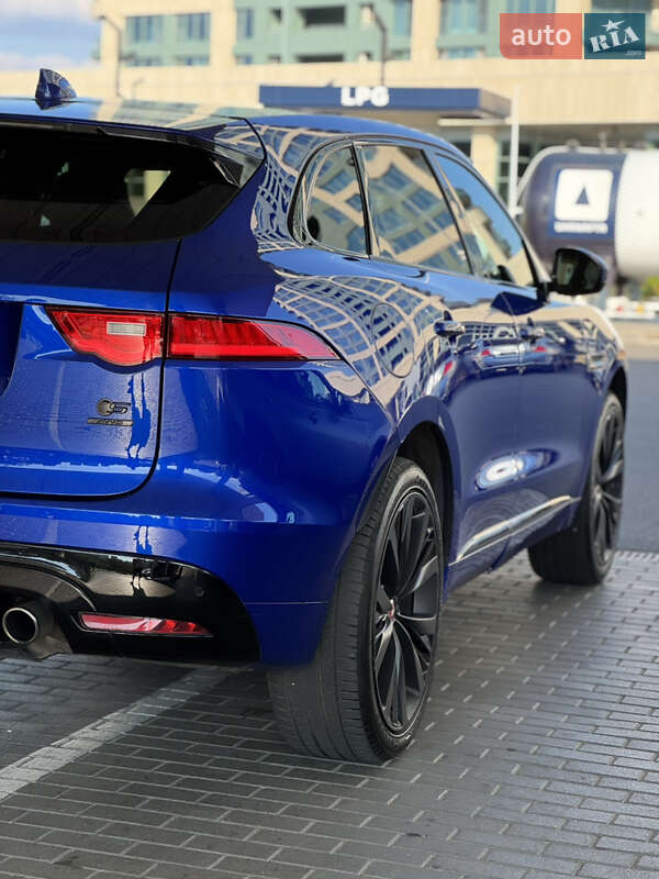 Позашляховик / Кросовер Jaguar F-Pace 2018 в Дніпрі