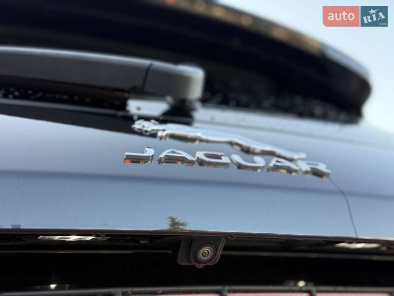 Внедорожник / Кроссовер Jaguar F-Pace 2017 в Киеве