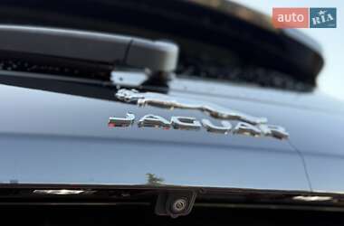 Внедорожник / Кроссовер Jaguar F-Pace 2017 в 