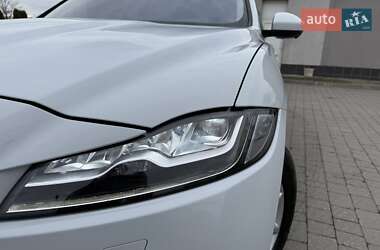 Позашляховик / Кросовер Jaguar F-Pace 2016 в 