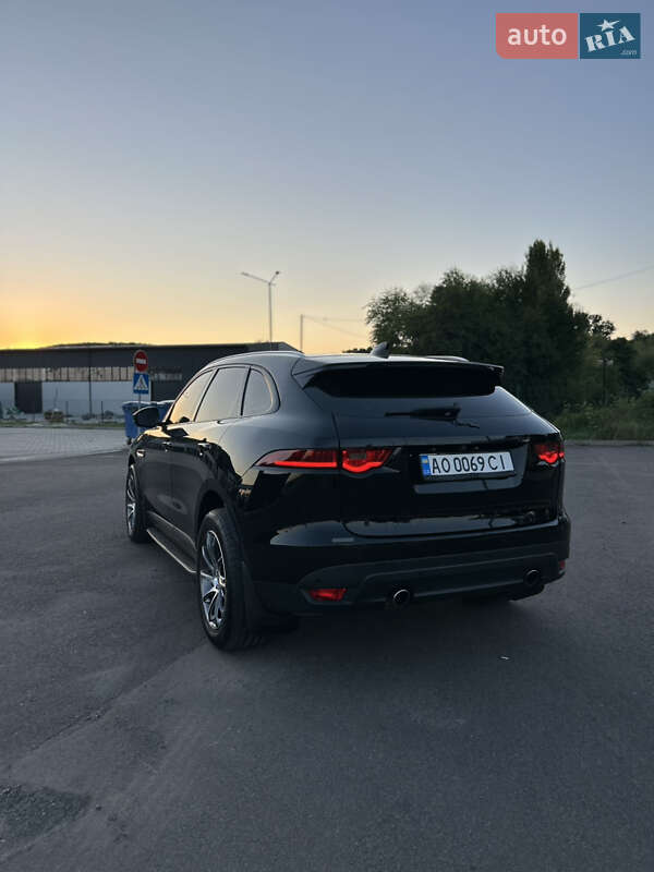 Внедорожник / Кроссовер Jaguar F-Pace 2017 в Мукачево