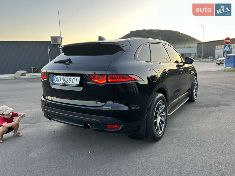 Внедорожник / Кроссовер Jaguar F-Pace 2017 в Мукачево