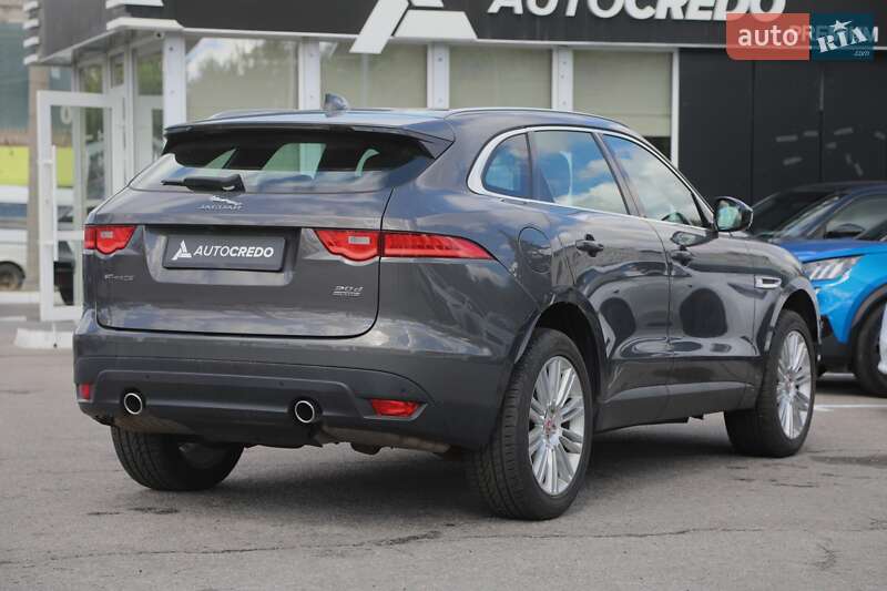Внедорожник / Кроссовер Jaguar F-Pace 2015 в Харькове