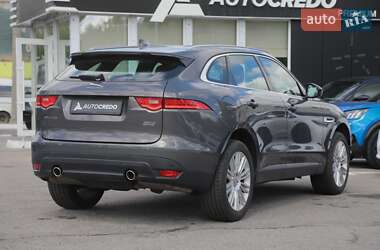 Позашляховик / Кросовер Jaguar F-Pace 2015 в 