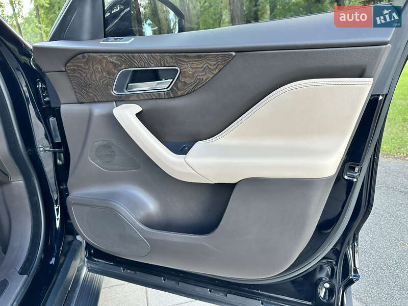Позашляховик / Кросовер Jaguar F-Pace 2020 в Києві фото 40 Позашляховик / Кросовер Jaguar F-Pace 2020 в Києві
