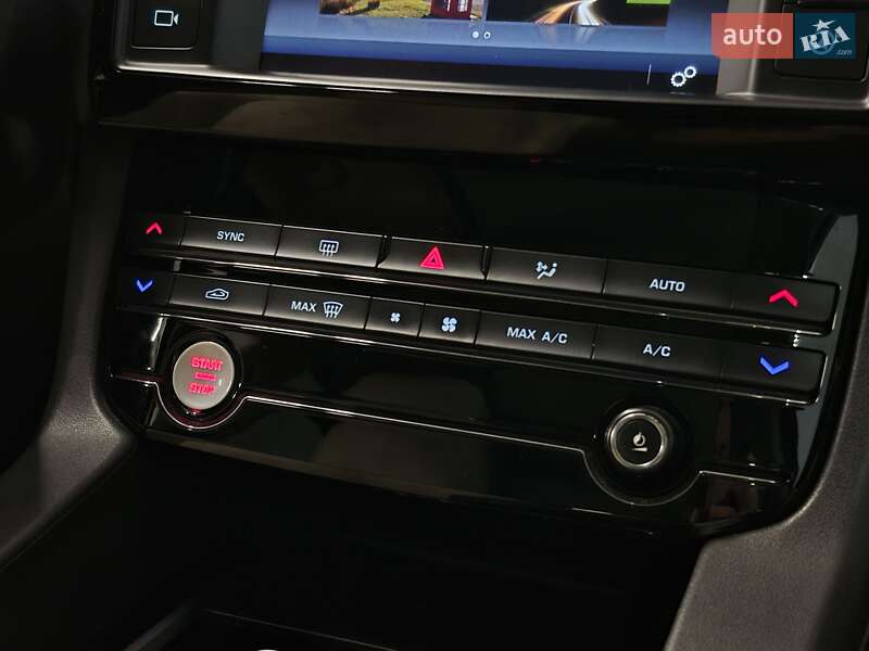 Внедорожник / Кроссовер Jaguar F-Pace 2016 в Николаеве фото 20 Внедорожник / Кроссовер Jaguar F-Pace 2016 в Николаеве
