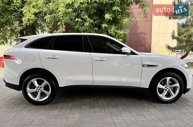 Внедорожник / Кроссовер Jaguar F-Pace 2018 в 
