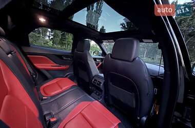 Внедорожник / Кроссовер Jaguar F-Pace 2018 в 