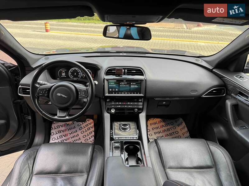 Внедорожник / Кроссовер Jaguar F-Pace 2016 в Львове фото 38 Внедорожник / Кроссовер Jaguar F-Pace 2016 в Львове
