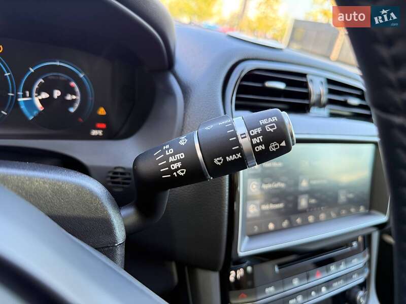 Внедорожник / Кроссовер Jaguar F-Pace 2017 в Киеве фото 24 Внедорожник / Кроссовер Jaguar F-Pace 2017 в Киеве