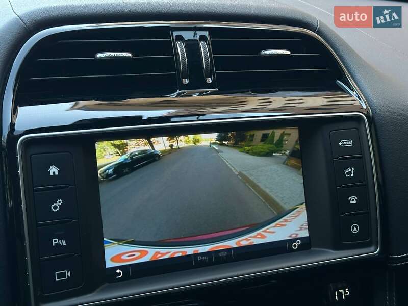 Внедорожник / Кроссовер Jaguar F-Pace 2016 в Одессе фото 36 Внедорожник / Кроссовер Jaguar F-Pace 2016 в Одессе
