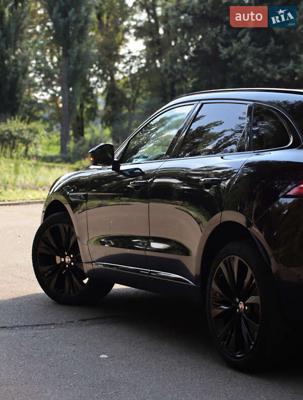 Позашляховик / Кросовер Jaguar F-Pace 2021 в Києві
