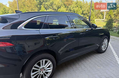 Внедорожник / Кроссовер Jaguar F-Pace 2017 в 