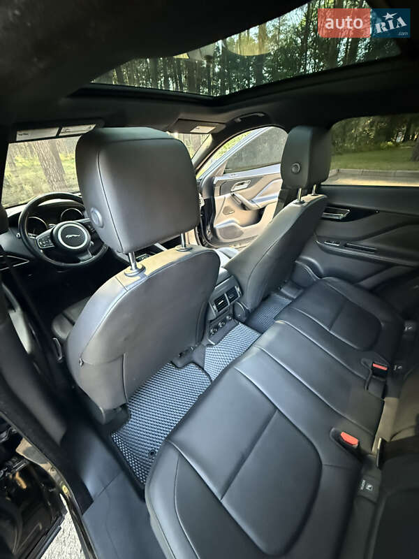 Позашляховик / Кросовер Jaguar F-Pace 2016 в Чернігові