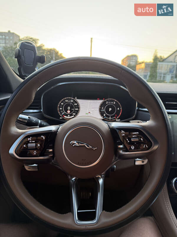 Позашляховик / Кросовер Jaguar F-Pace 2021 в Кропивницькому фото 13 Позашляховик / Кросовер Jaguar F-Pace 2021 в Кропивницькому
