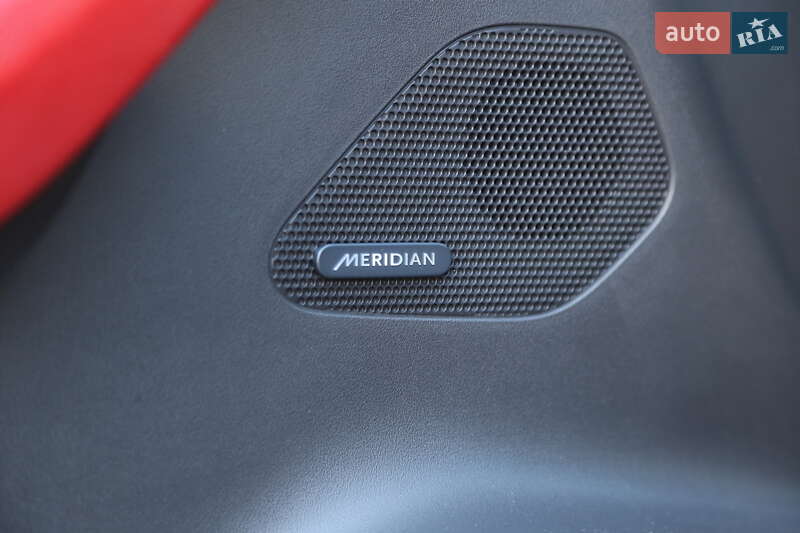 Внедорожник / Кроссовер Jaguar F-Pace 2016 в Киеве фото 26 Внедорожник / Кроссовер Jaguar F-Pace 2016 в Киеве