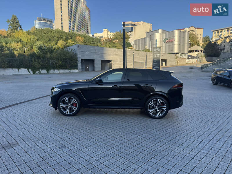 Внедорожник / Кроссовер Jaguar F-Pace 2023 в Киеве
