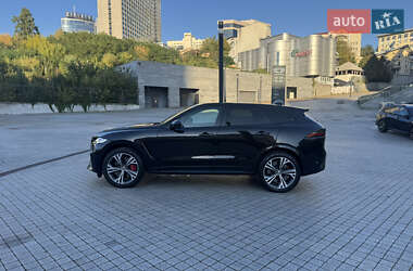Позашляховик / Кросовер Jaguar F-Pace 2023 в 