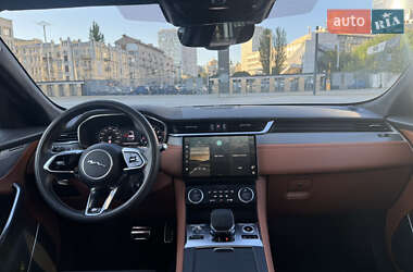 Позашляховик / Кросовер Jaguar F-Pace 2023 в 