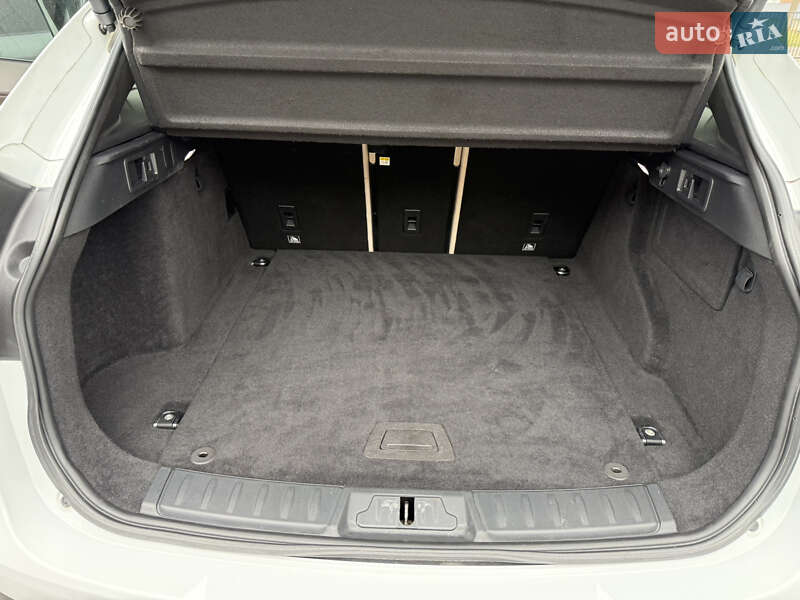 Позашляховик / Кросовер Jaguar F-Pace 2017 в Івано-Франківську