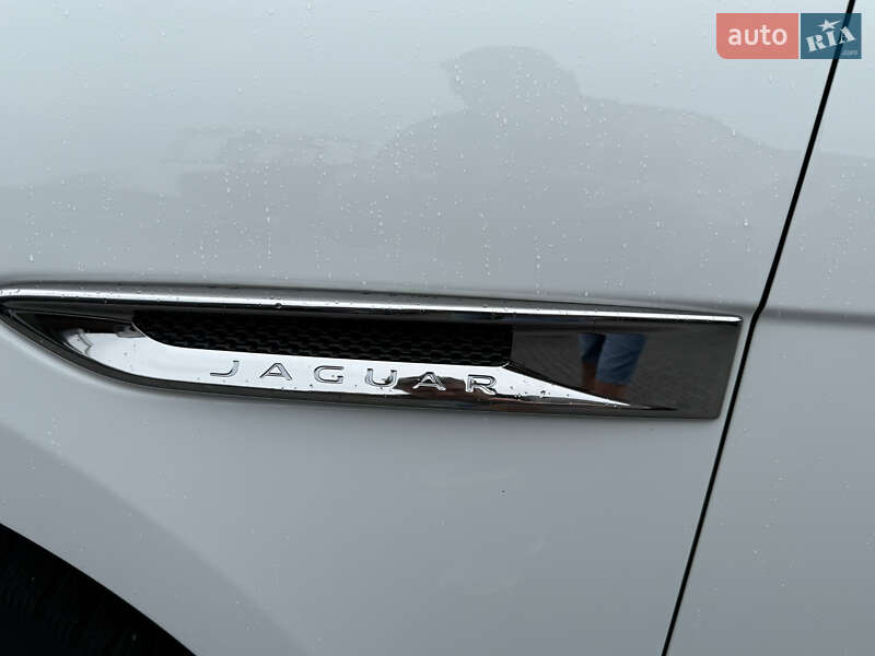 Позашляховик / Кросовер Jaguar F-Pace 2017 в Івано-Франківську