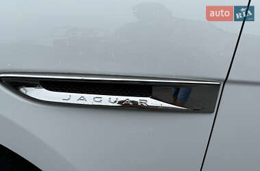 Внедорожник / Кроссовер Jaguar F-Pace 2017 в 