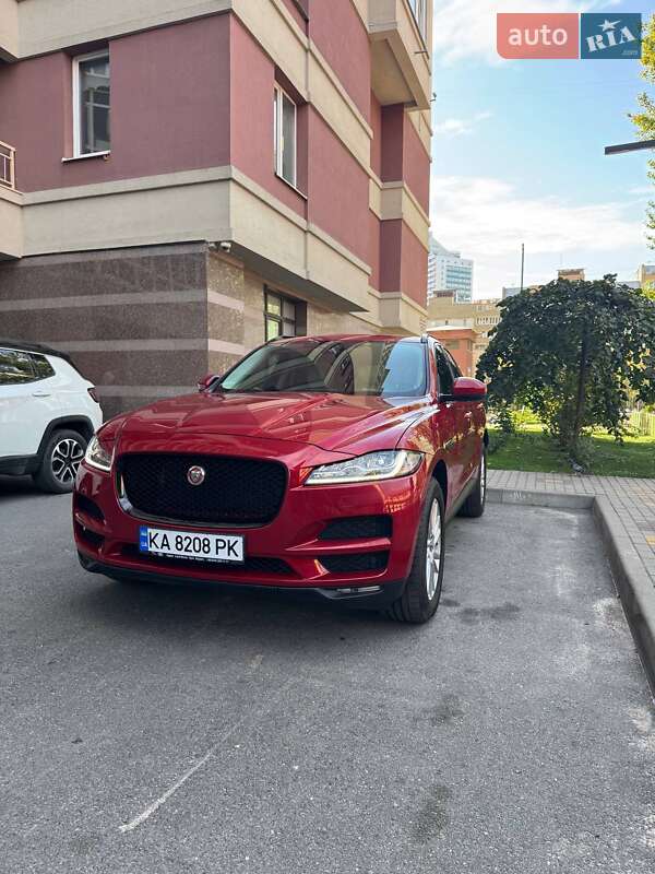 Внедорожник / Кроссовер Jaguar F-Pace 2016 в 