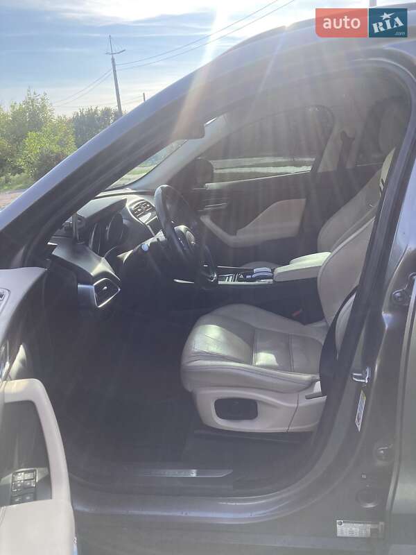 Позашляховик / Кросовер Jaguar F-Pace 2016 в Хмельницькому фото 31 Позашляховик / Кросовер Jaguar F-Pace 2016 в Хмельницькому